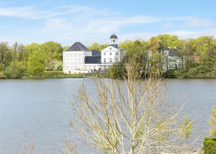 Semesterbostad 1 Bedroom Gorgeous In